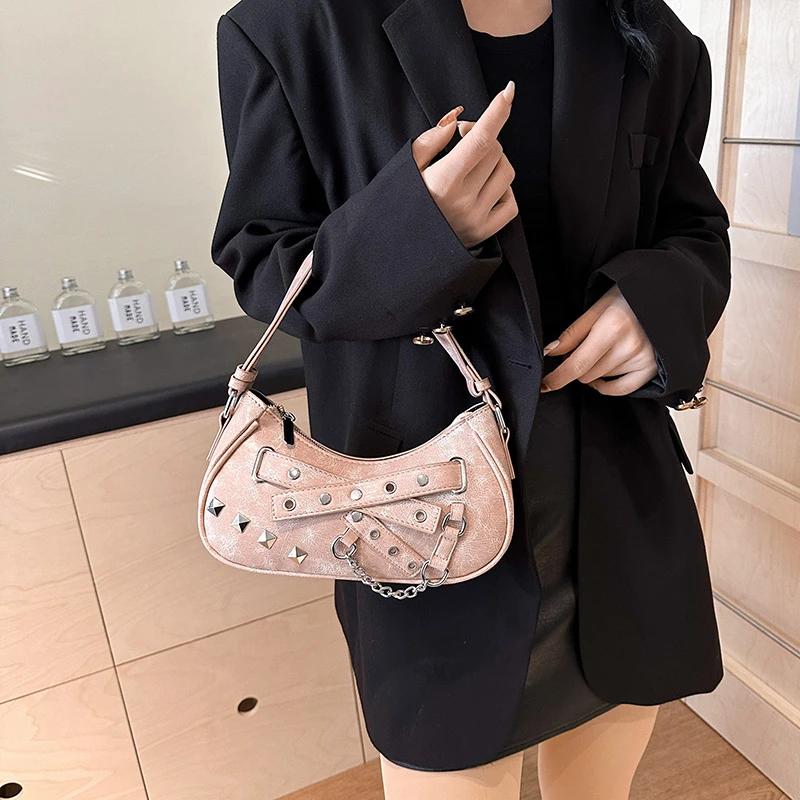 Women's shoulder bag with inner compartment PC bags zipper pocket seam  solid