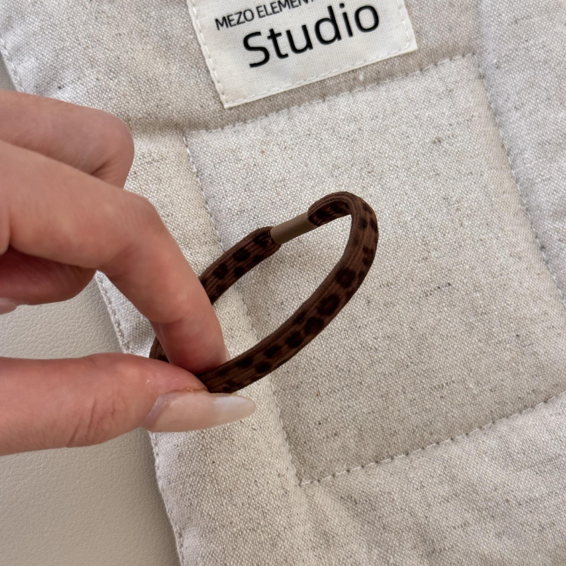 

Высокоэластичная и прочная резинка для волос, простая резинка для волос, универсальный аксессуар для волос