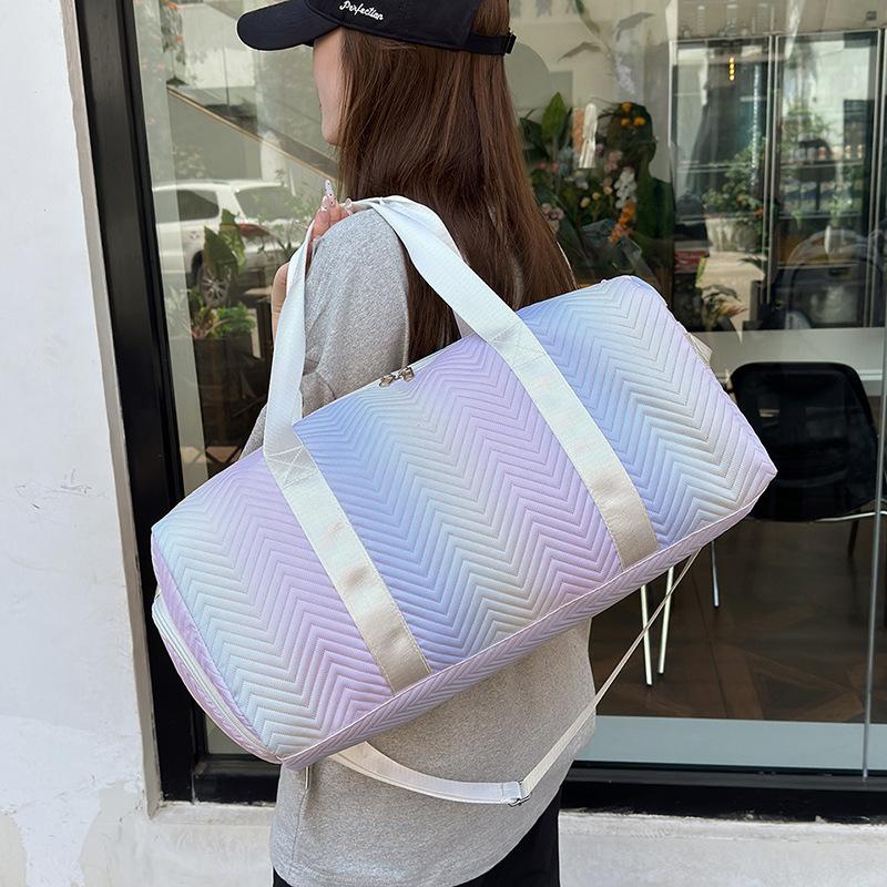 This Light-colored Hand-held, Fresh Summer Travel Bag Features A Dry-wet Separation Design and A Fitness Bag with A Handle