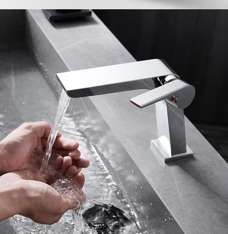 Black/Grey Fashion Wash Basin Sink Faucet Deck-mounted Single Handle Single Hole Sink Taps Cold and Hot Mixer forBathroom