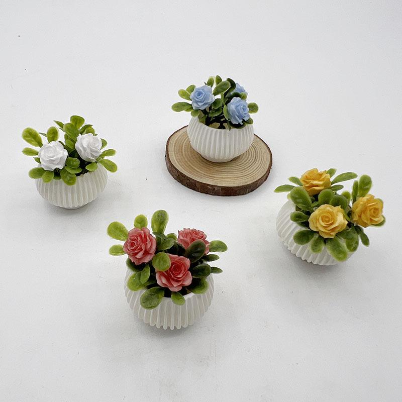 1Pcs Doll House Living Room Scene Decoration Mini Rose Plant Potted Plants Model Miniature Landscape Handicrafts