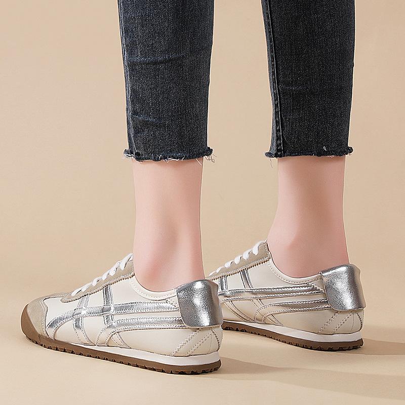 Spring and Autumn Retro Versatile Board Shoes Trendy Sports and Leisure Shoes Flat White Shoes Women's Shoes