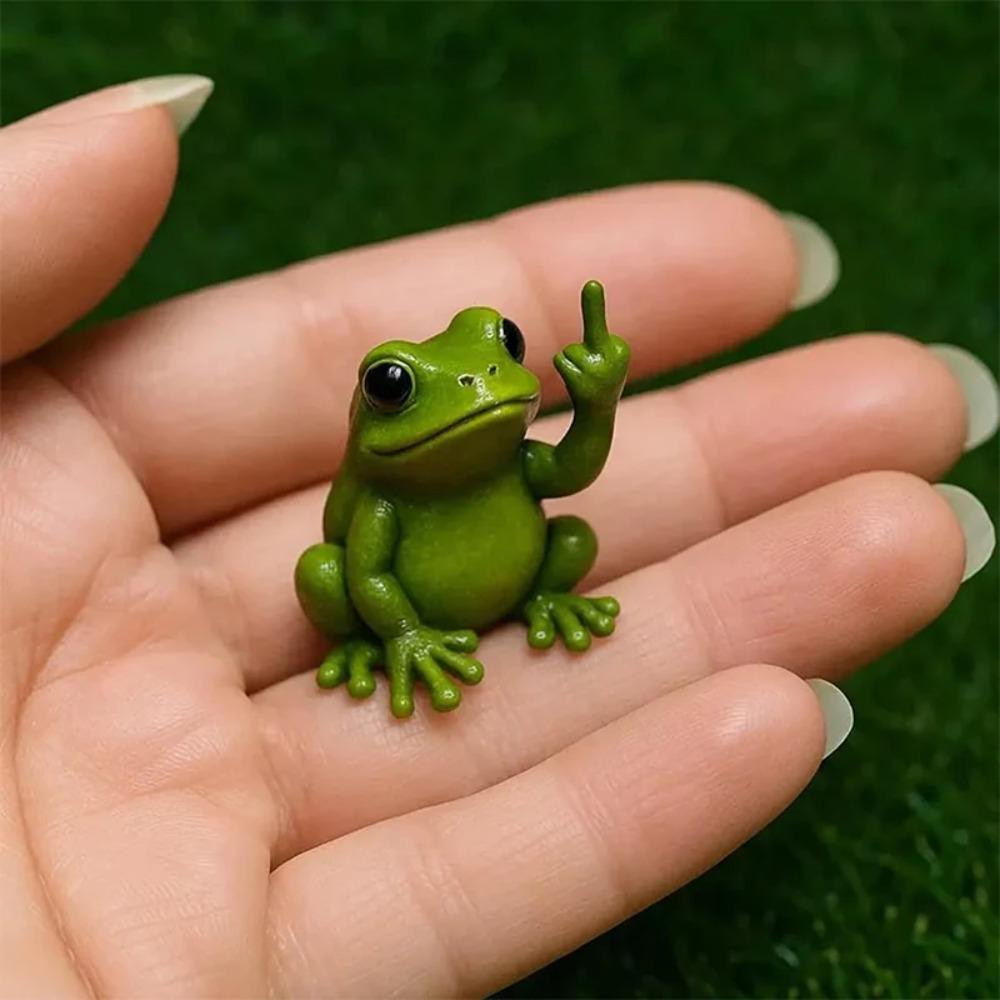 Novel Resin Animal Statue Mini Middle Finger Animal Ornament Model Frog Cats Handmade Art Decor Sculpture Table Decoration Gift