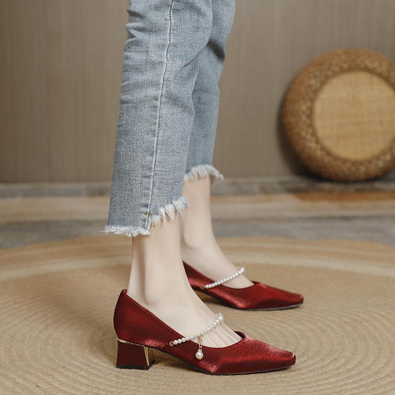 Medium Heel Single Shoes 2025 New Pearl One-word with Thick Heel High Heels Red Wedding Shoes Square Head Mary Jane Women's Shoes