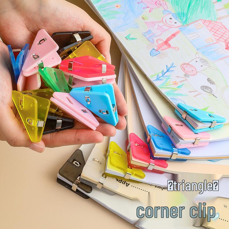 Sconto per i nuovi arrivati: Clip Triangolare Trasparente per Libri – Ideale per Fissare Fogli di Test & Libri