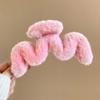 New Winter Faux Fur Hair Claw Elegant Acrylic Hairpins Plush Hair Clip Barrette Crab Headwear for Women Girls Hair Accessories