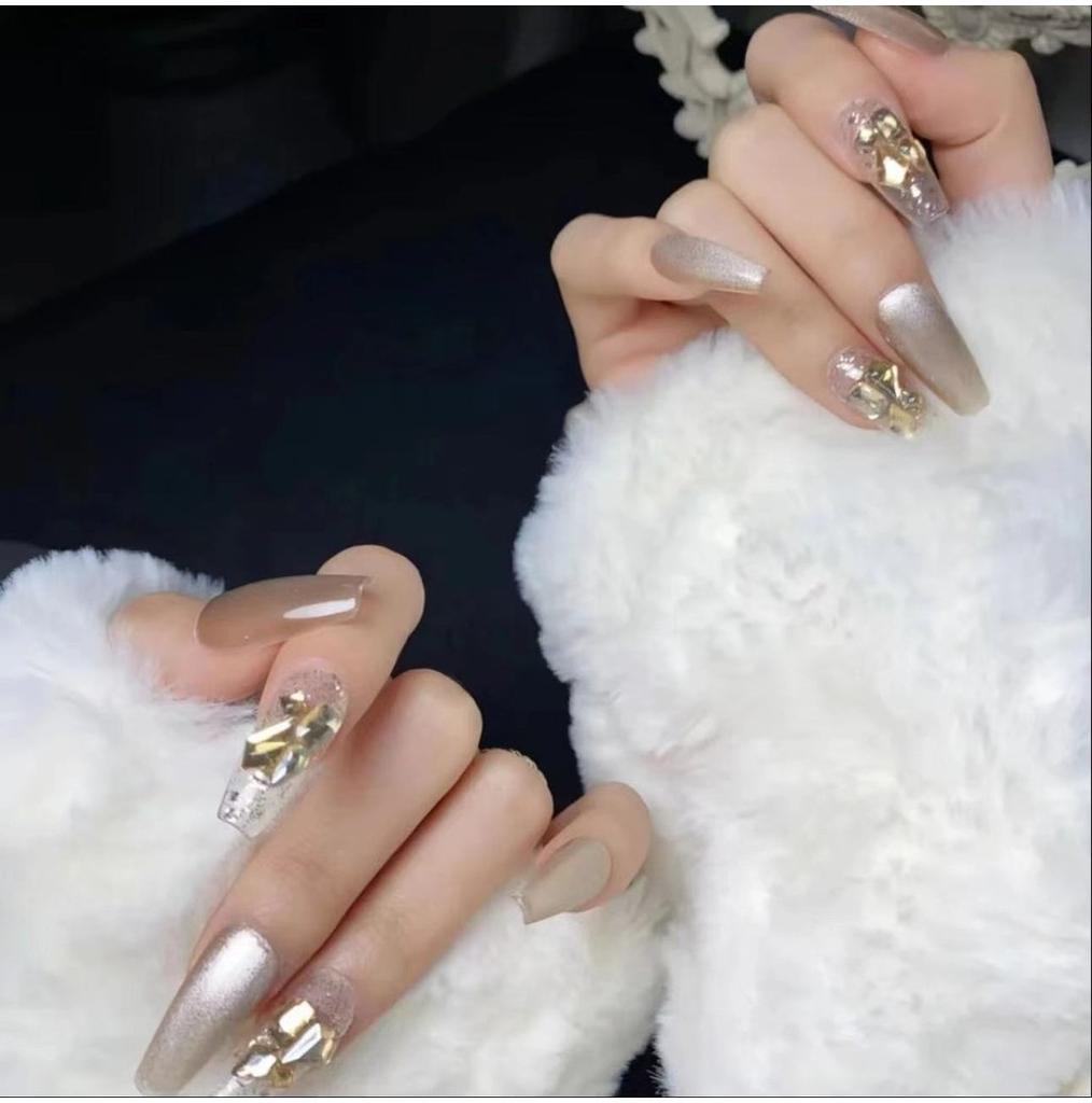 Art Handworn Nail Champagne Rhinestones Piled Cat Eye Nail Decoration Sticker