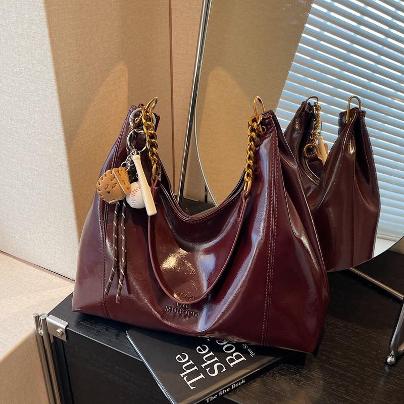 Commute Women's Bag - Stylish Tote Bag - Niche Retro Crossbody Shoulder Bag - Underarm Bag