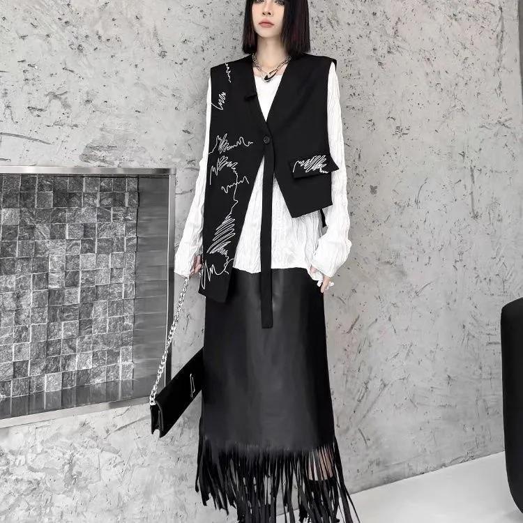Jarní Retro Černá Vesta Designový Smysl Nepravidelná Osobnost Volná Móda Všestranná Dámská Vesta