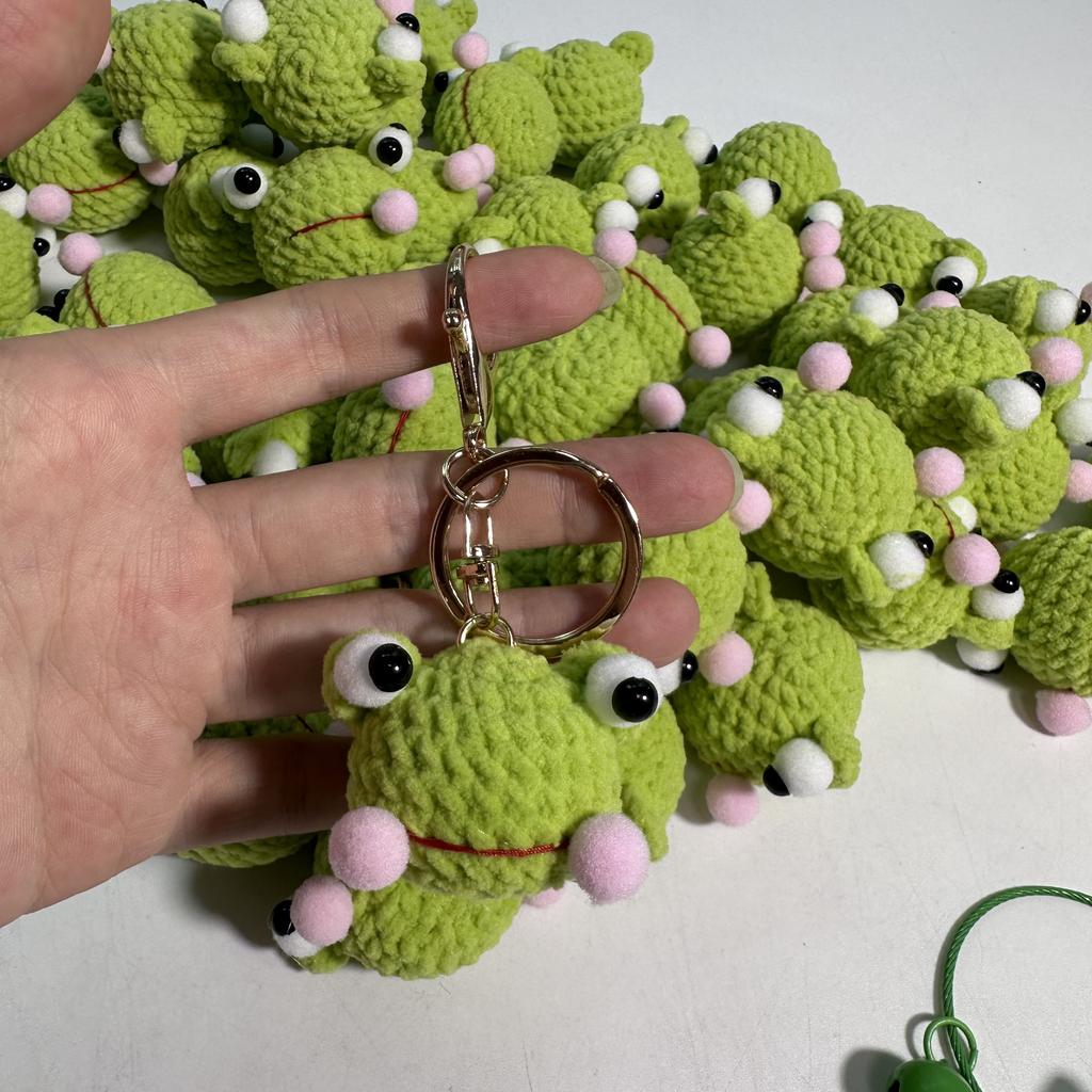 4cm Cute Crochet Keychains Knitting Funny Frog Keychain Creative Key Holder For Keys Storage Bag Knitted Doll Keyrings Wholesale