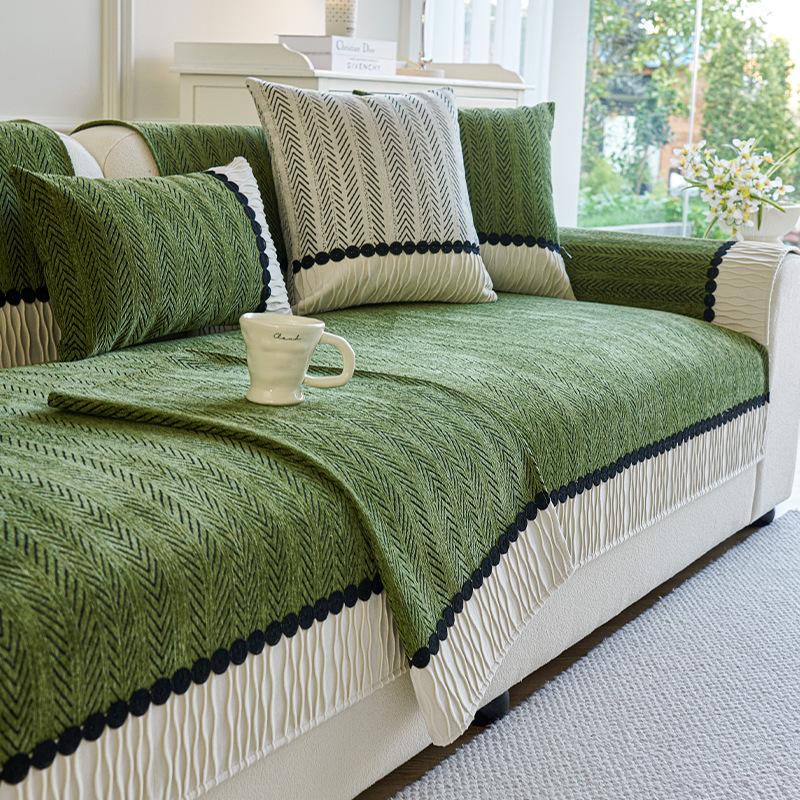

Light French Cream Wind Sofa Cushion New Fish Bone Pattern Chenille Leather Sofa Non-Slip Backrest Cover Cloth Towel 70*70cm