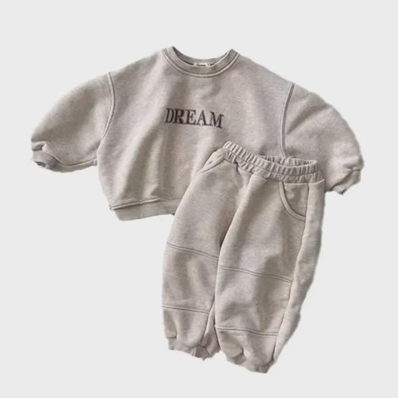 "Vinterdräkt i sammet för barn": Tröja & Byxor Set med Bokstavsmönster"