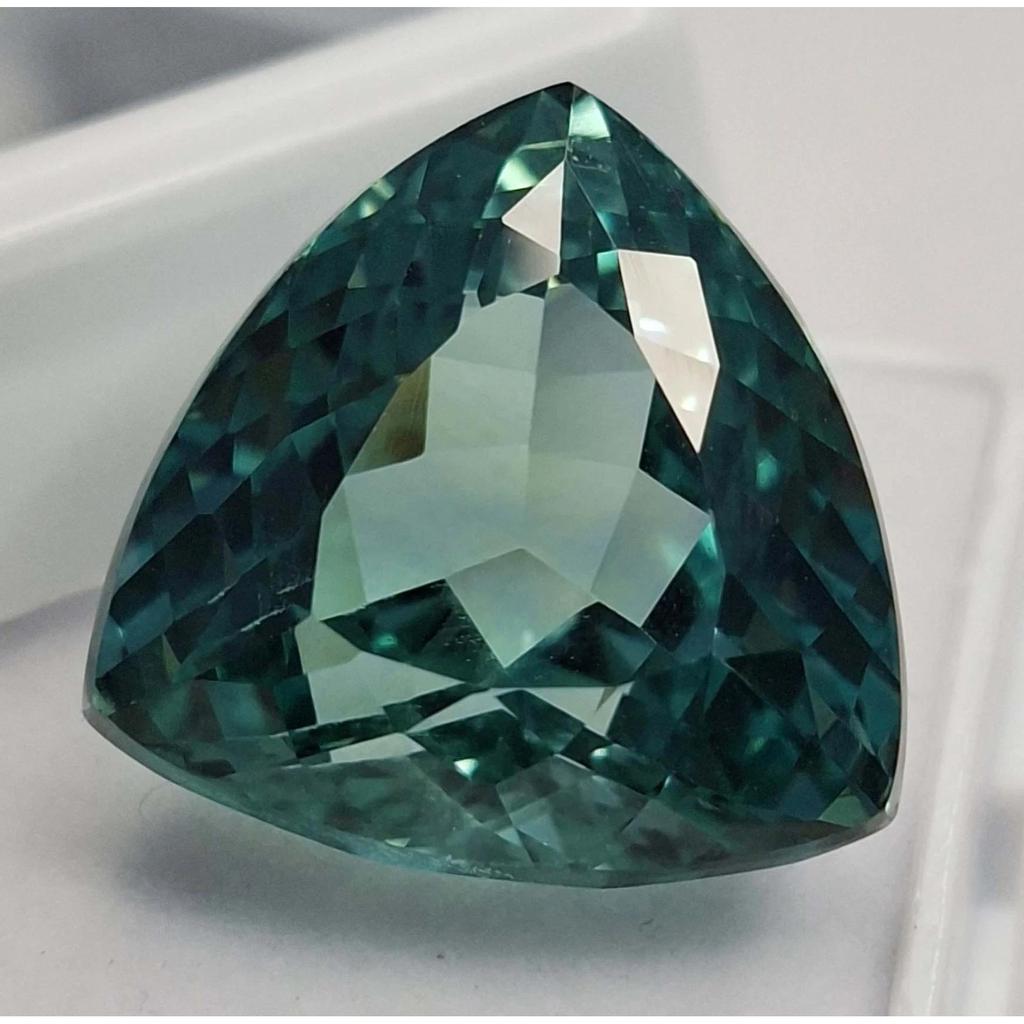 Natural Bluish Green Tourmaline Trillion Cut 20-22 Ct Stunning Gemstone