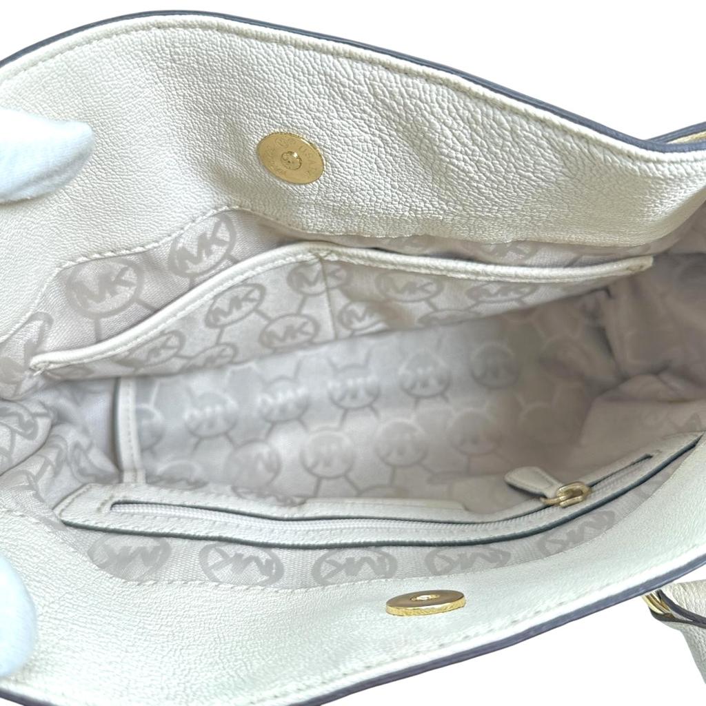 Michael Kors Shoulder Bag leather Handbag Calfskin white Women Used