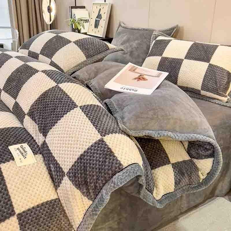 Autumn/Winter Thickened Velvet Coral Velvet Double Flannel Winter Sheet Set for Extra Warmth And Comfort