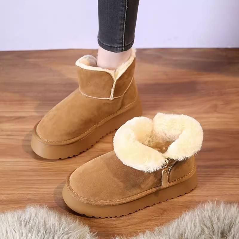 Thick-soled snow boots women's 2025 new winter plush fur integrated thickened Northeast cotton shoes fluffy shoes one pedal