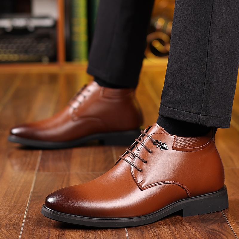 Outdoor Men's Cotton Shoes Fashionable Retro Middle-aged And Elderly Soft-soled Anti-slip Men's Winter Velvet Warm Snow Boots
