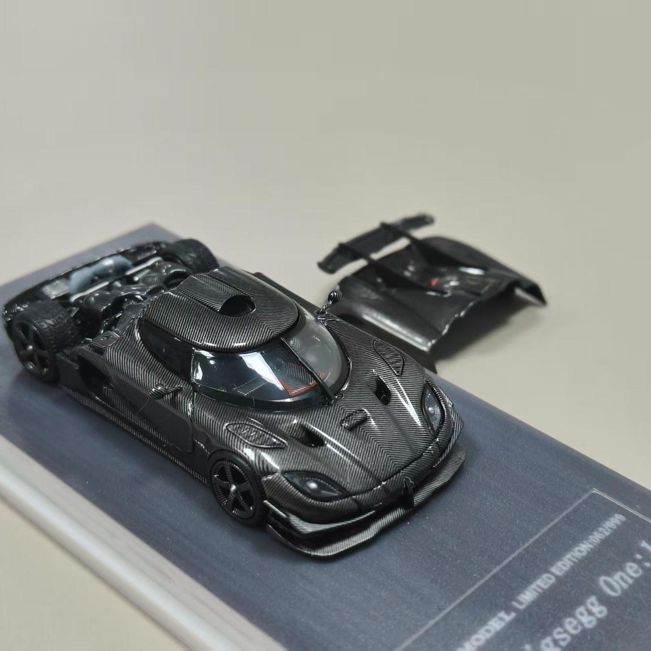 

MJ 1:64 one1 miniature die-casting simulation alloy car model, boys toy, adult collectible display item.