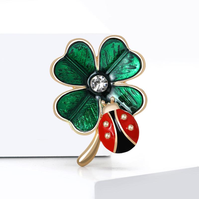 Fashion Enamel Ladybug Four Leaf Clover Brooches For Women Unisex 2-Color Enamel Grass And Beetle Brooch Pins Gifts