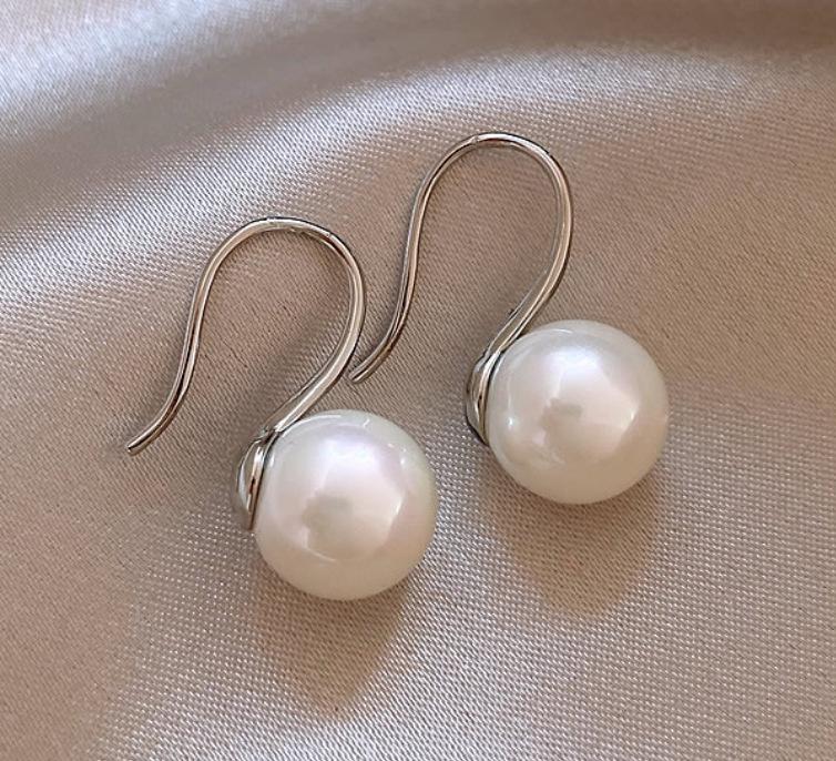 

Серьги-пусеты Shijia Pearl: Элегантный стиль легкой роскоши для женщин 2025