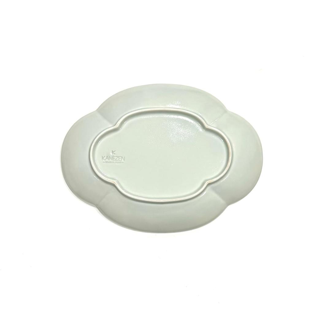 Arita Ware Plate, Hand-painted, Kanazen Pottery, Antique Dyed Peony and Quince Design, Medium Oval Plate, Approximately 20 X 14 Cm