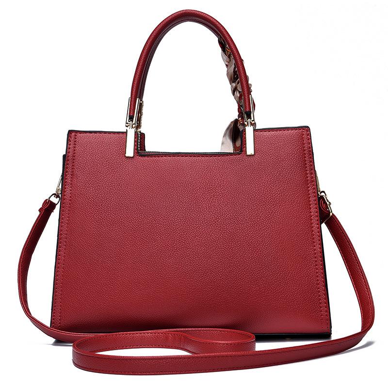 Elegant Red Wedding Bag for Mothers - Crossbody Handbag