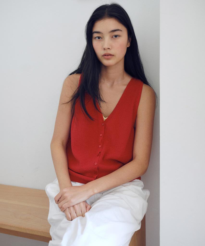 Yulago Button-Up Knit Vest