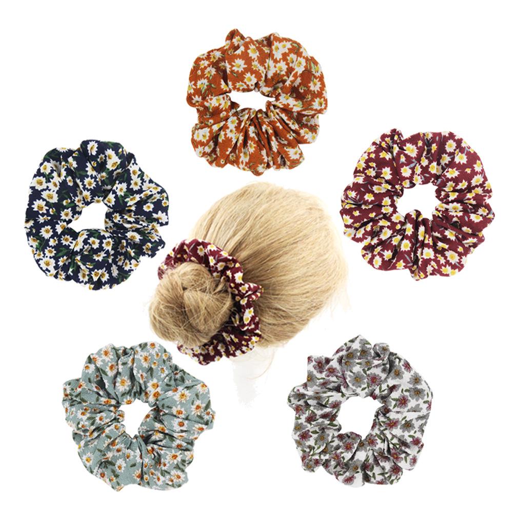 

Korean Daisy Floral Hair Tie - Polyester Cotton Elastic Band зелёный