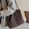 Large-capacity Bag, Messenger Bag, Women's Bucket Bag, Commuter Tote Shoulder Bag, Simple, Fashionable and Fashionable Light Luxury Underarm Bag.