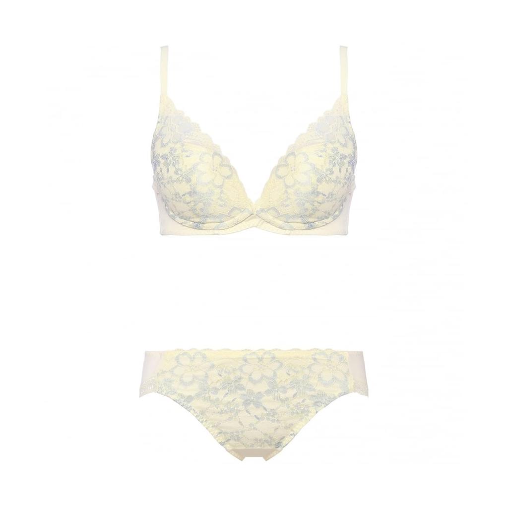Style by Triumph Dream Daylily Wireless Bra Panty M011 Size B70M Amo's Women's & Set, (Lemon),