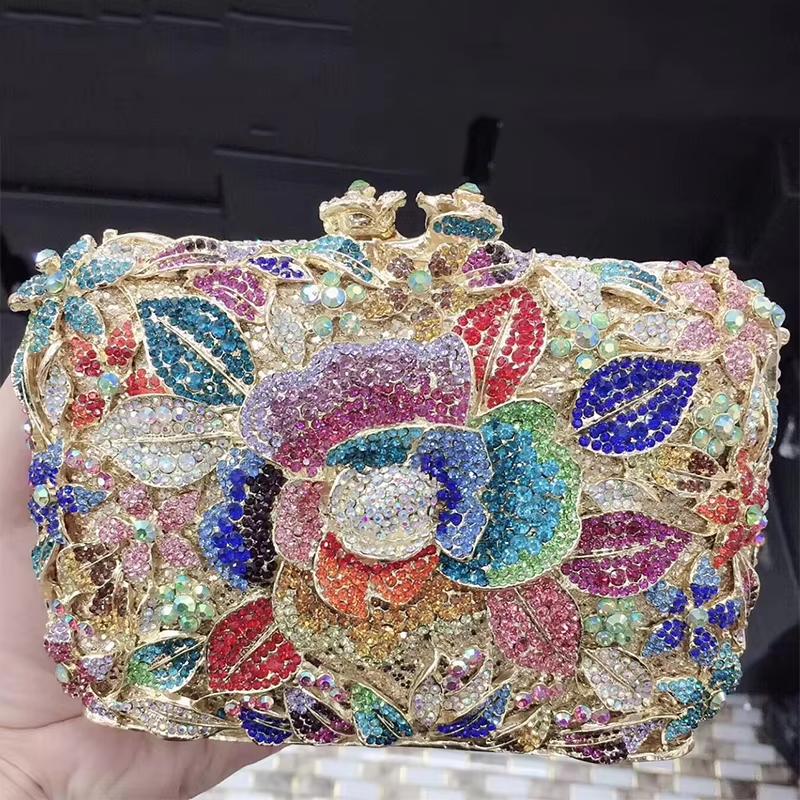 WHTUOHENG Floral White/Pink Red Diamond Wedding Women Clutch Bags Dinner Banquet Clutches Crystal Chain Evening Purses Handbags