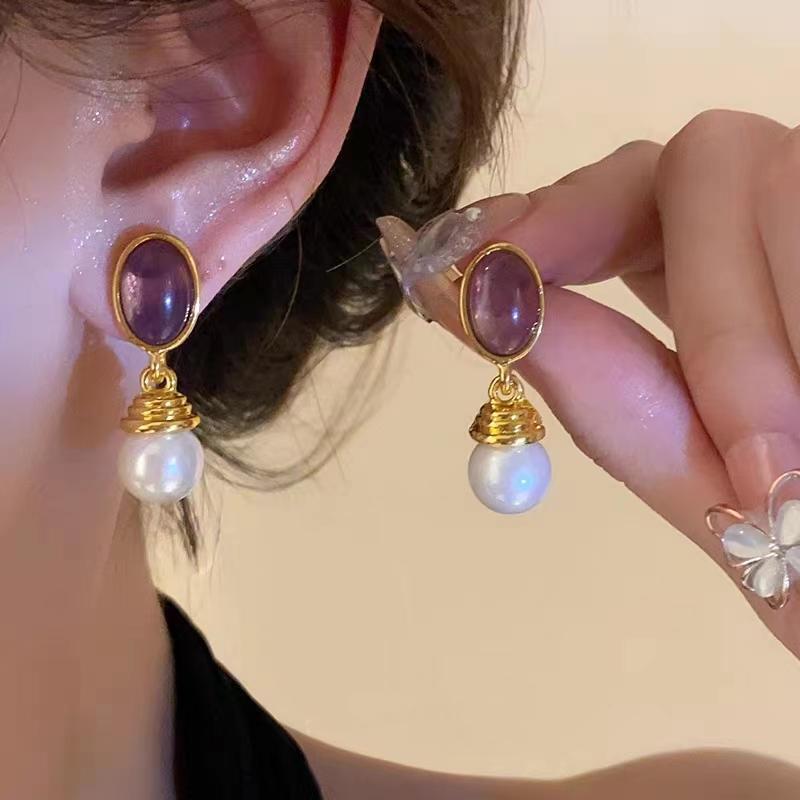 S925 Sterling Silver French Retro Pearl Stud Earrings - Vintage Style, Light Luxury, Versatile Oval Earrings for Women