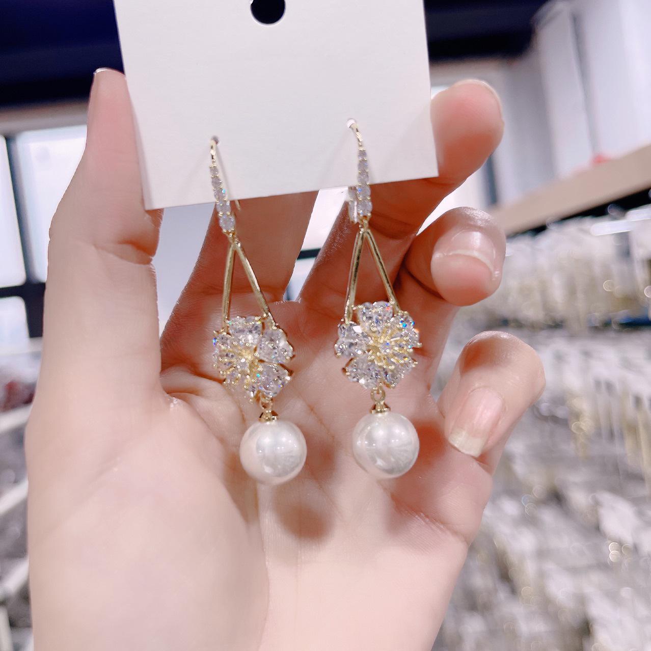 Korean Floral Pearl Tassel Earrings for Women, Elegant Versatile Rhinestone Zirconia Ear Hooks