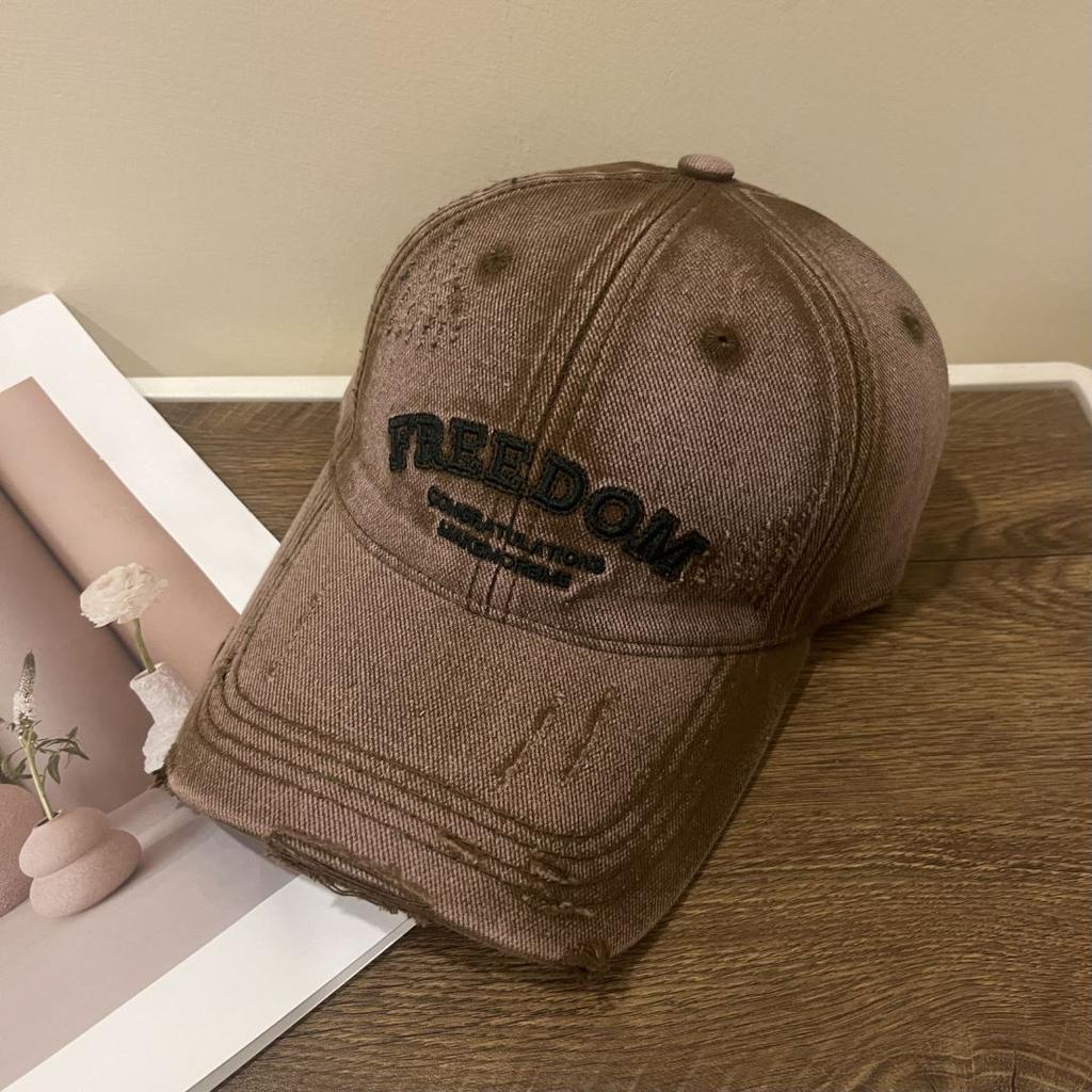 Japanese and Korean Letter Embroidery with Rotten Edges and Casual and Fashionable Versatile Street Soft Top Baseball Cap New Style