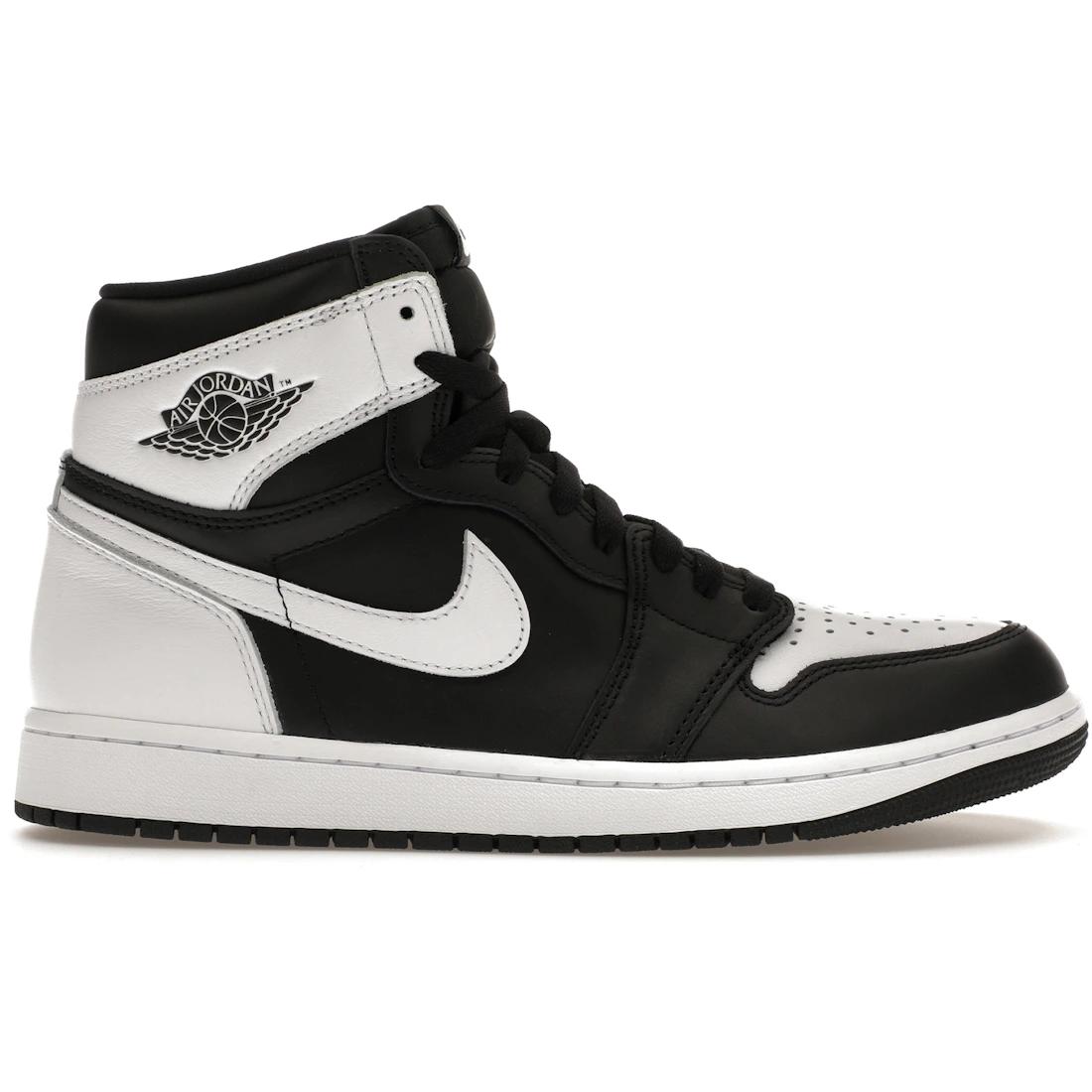 

Кроссовки Jordan 1 Retro High OG Черно-белые(ДЗ5485-010) 44.5