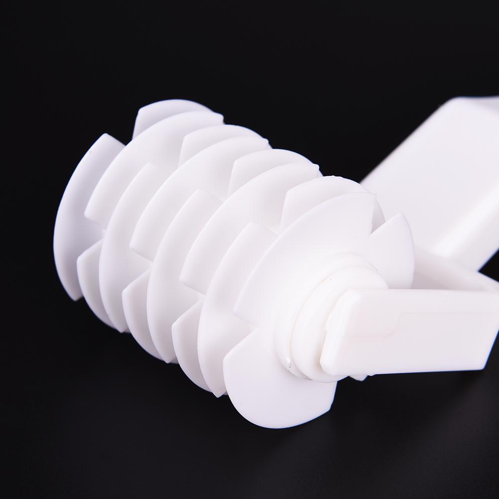 Miglior Coltello a Ruota in Plastica Rullo per Impasto a Goffratura Rete a Griglia Strumenti da Cucina Taglia Pizza e Ruote di Grandi Dimensioni