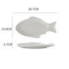 Kreativer Keramikteller in Fischform, einfaches Restaurantgeschirr, gedämpftes Fischgericht, gegrillte Fisch- und Meeresfrüchtegerichte, Speiseteller
