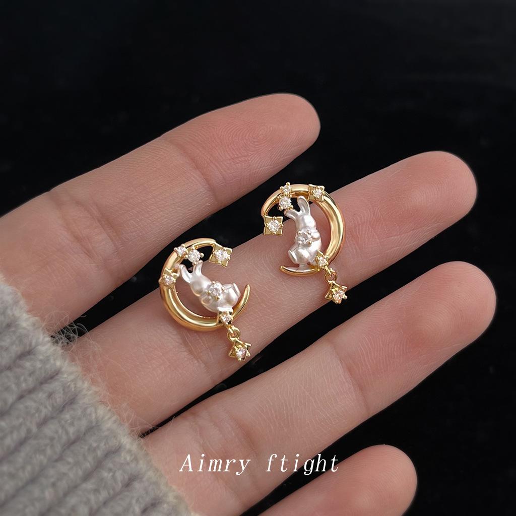 Moon Rabbit~ Original micro-inlaid zircon needle electroplating painted moon new earrings, fresh and sweet stud earrings