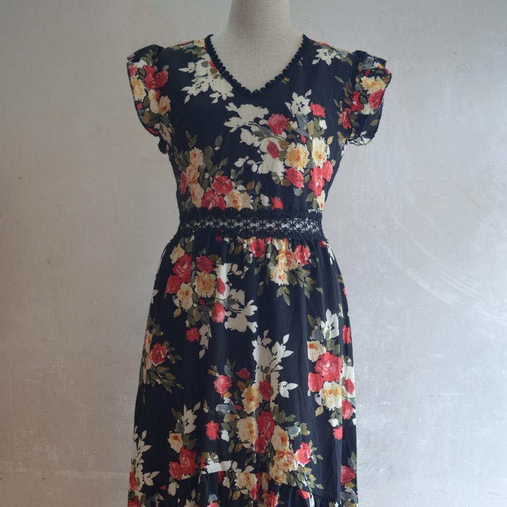 2026 New Women's Dress Sleeveless, Printed Irregular, Lace, Backless, Waist Cinching Long Gown Floral Print Dresses with Backless and Slit Design