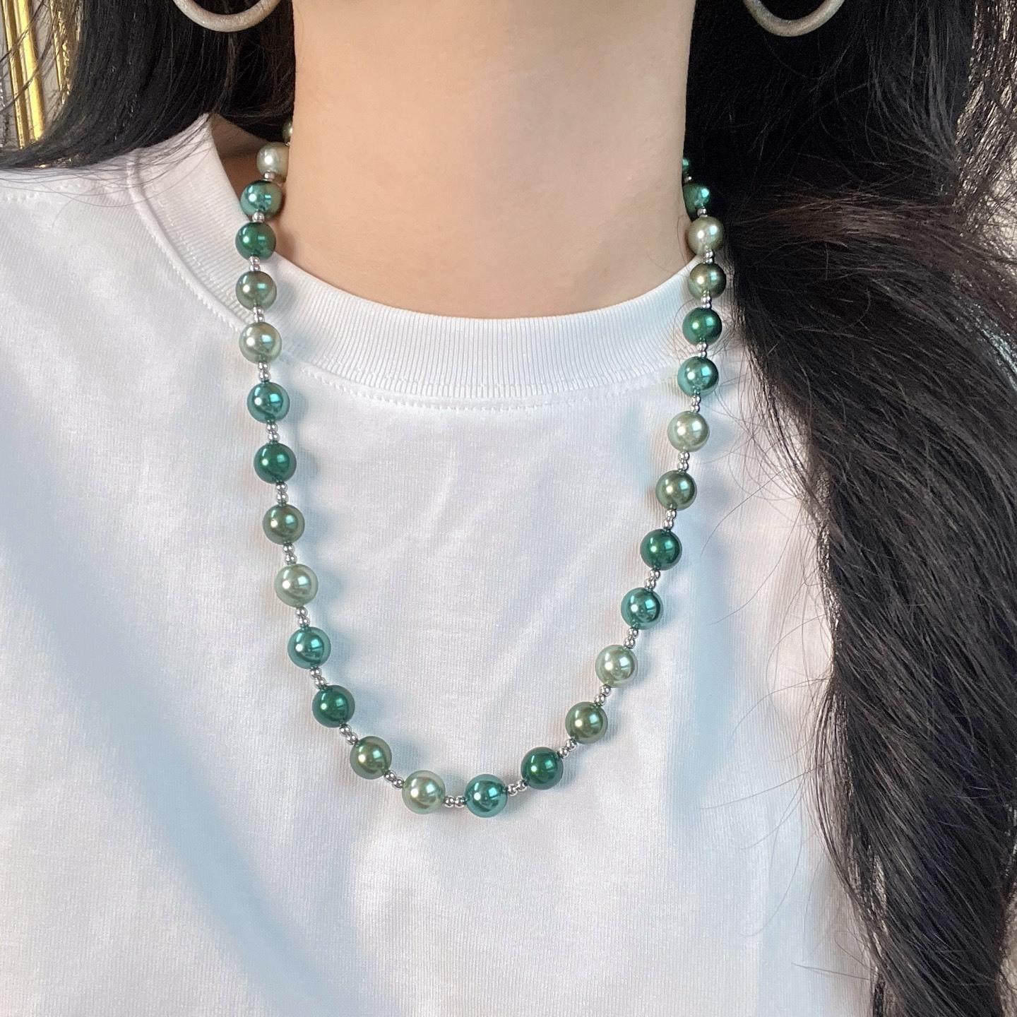 10Mm Autumn And Winter Highlight Malachite Green Artificial Crystal Pearl Design Necklace Clavicle Chain Sweater Chain