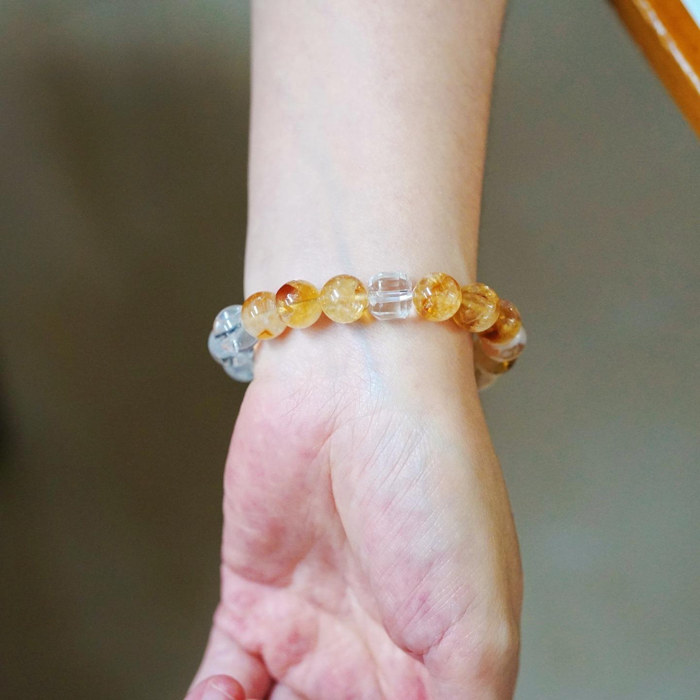 

10Mm Premium Natural White Crystal Citrine Design Contrast Color Bracelet Bracelet