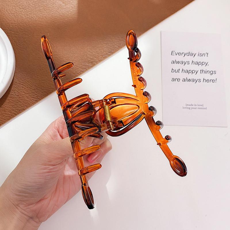 Stylish French Vintage Extra Large Hair Claw Clip For Women In Versatile Colors