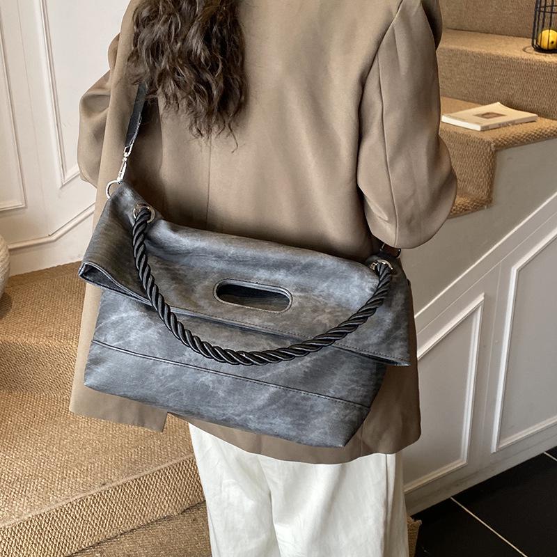 

Women s 2025 Retro Large Capacity Crossbody Tote and Shoulder Bag One Size #1024 чёрный