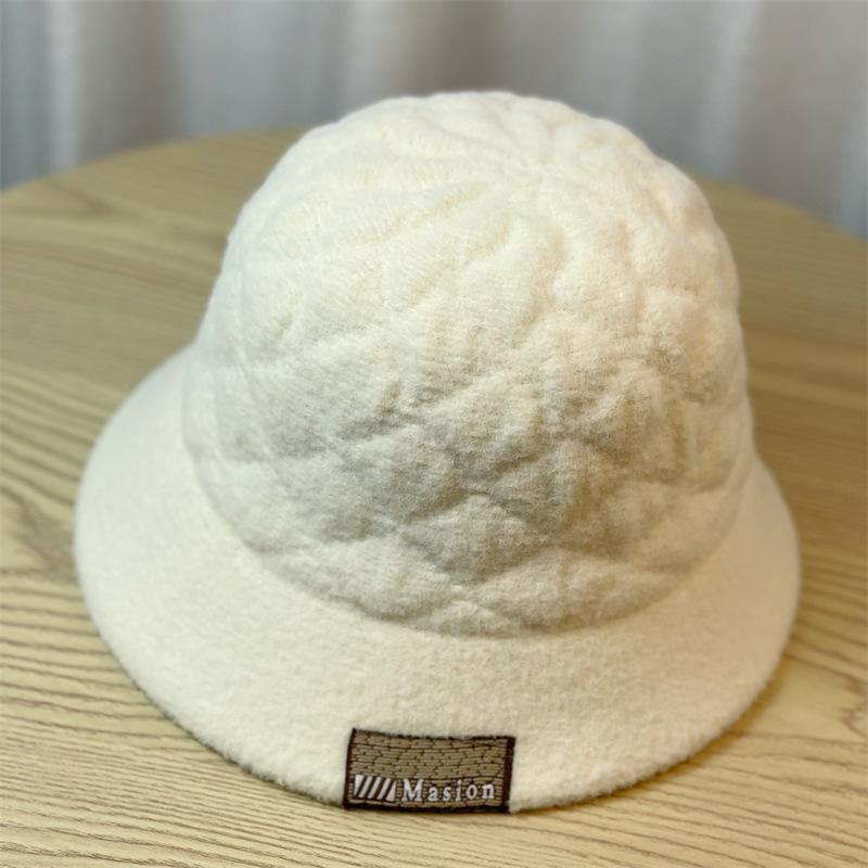 New Winter Bucket Hat Women's Fashion Twist Pleated Warm Bucket Hat Solid Color Cold Hat