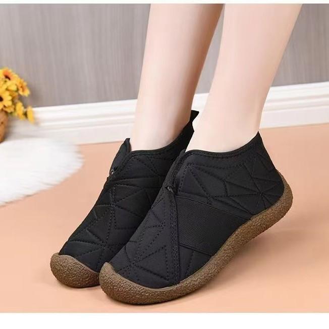 Winter New Snow Boots Flat Shoes Piled Thickened Thermal Cotton Shoes Casual Short Boots