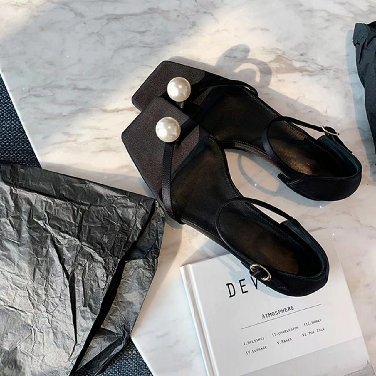 

Grape mom studiolee simple square head pearl toe high heels one-word buckle strap thick heel sheepskin sandals women 34