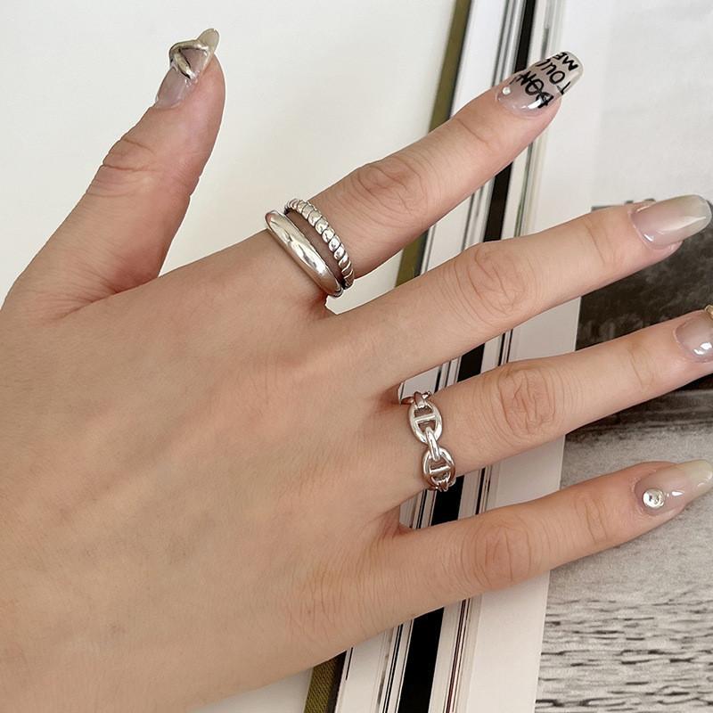 Korean Trendy Style Minimalist Twisted Double Layer Ring For Women With Vintage Charm