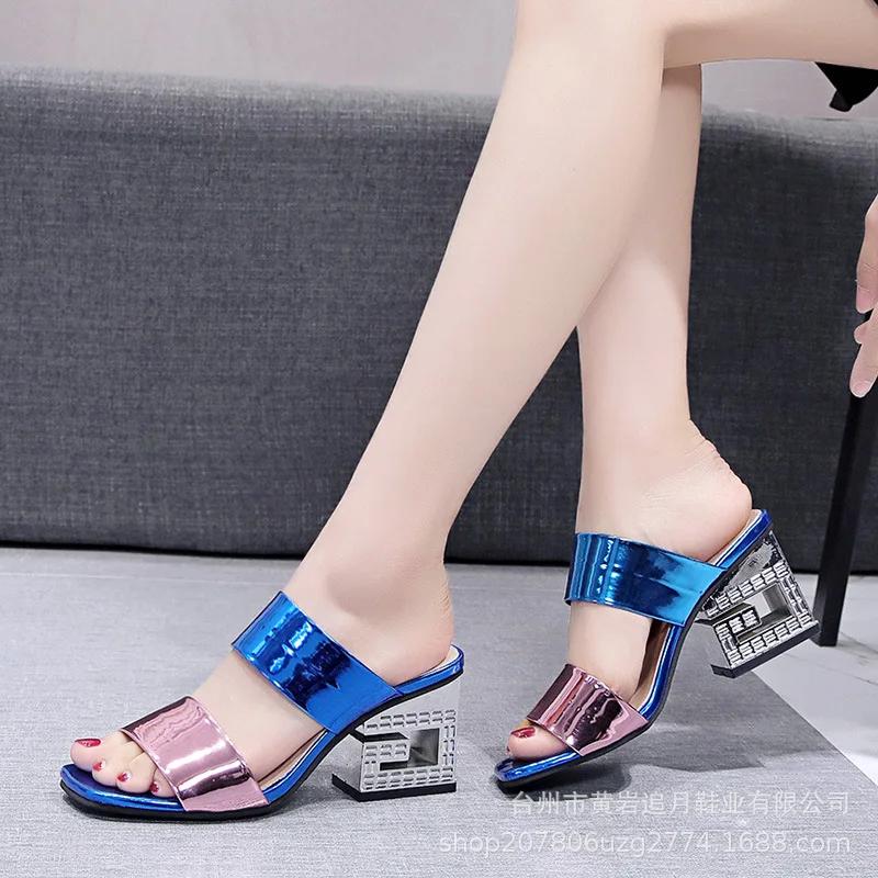 Fashion Women Fashion Patent Leather Sandals 2024 Summer Thick High Heels Slippers Woman Outdoor Solid Color Slip on Beach Flip Flops