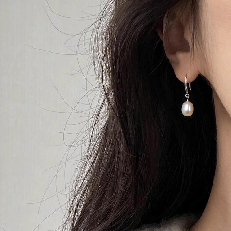 Elegant S925 Teardrop Freshwater Pearl Earrings for Women