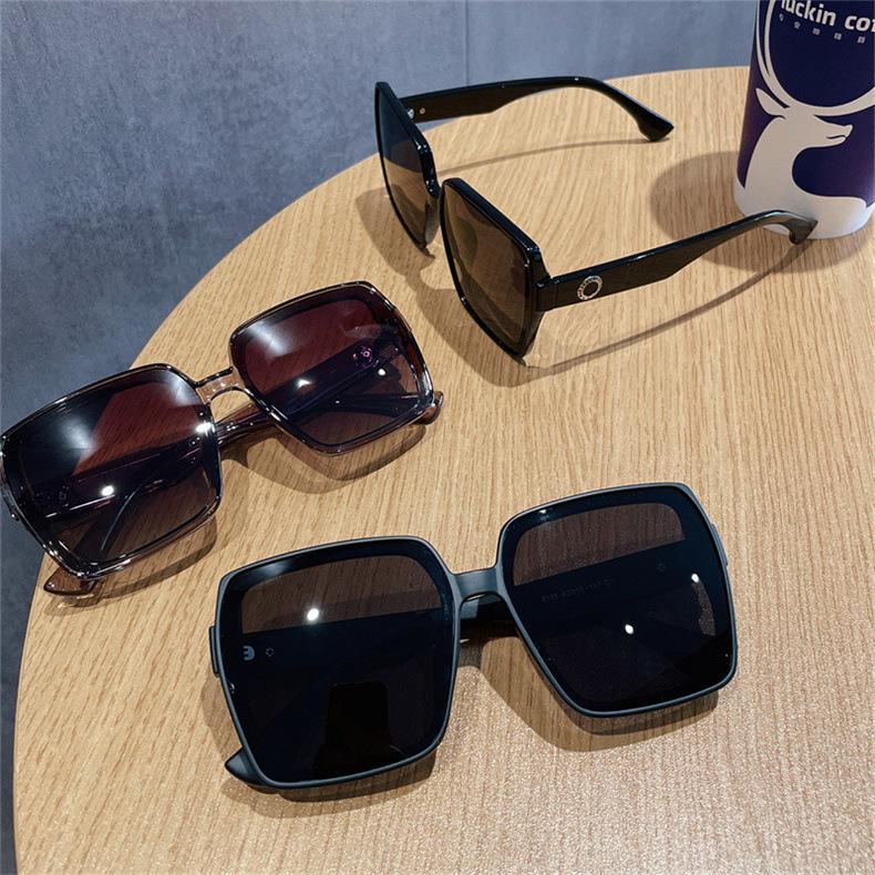 High-definition polarized glasses TR Large-frame sunglasses for women, UV protection, slimming effect for round faces, suitable for driving, high-end